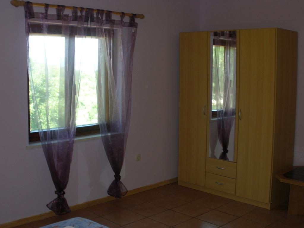 Corry 1 Apartment ราฟนี ห้อง รูปภาพ