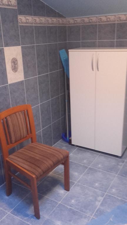 Corry 1 Apartment ราฟนี ภายนอก รูปภาพ